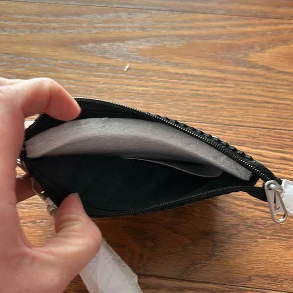 NWOT Nike Icon Cortez Wristlet White on Black - Picture 4 of 6